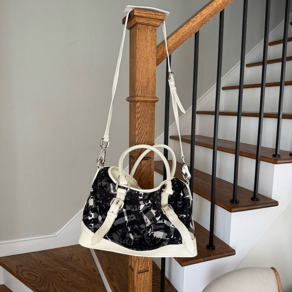 Burberry Black Floral Nova Check Satchel White Patent Leather Made in Italy - Picture 2 of 16